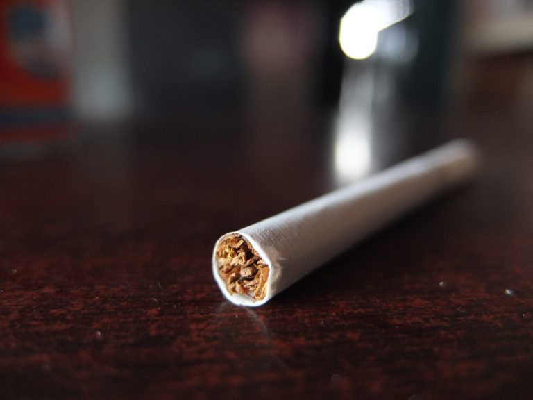10 reasons to use Hypnotherapy to quit smoking